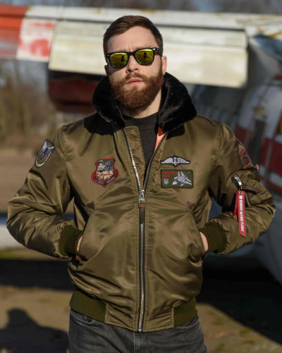 Бомбер B-15 хакі з нашивками 7 БрТА