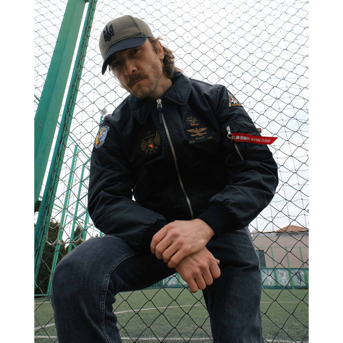 Бомбер CWU чорний з нашивками 40 БрТА